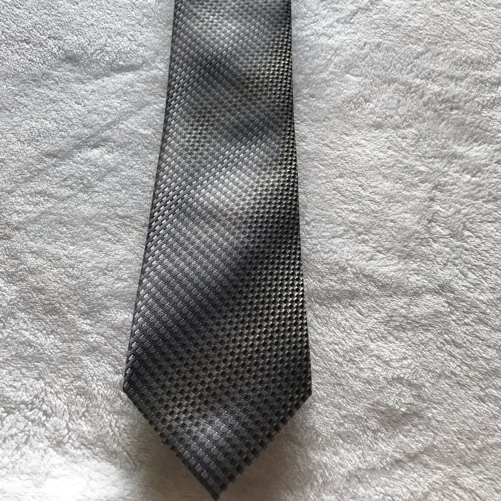 George Tie